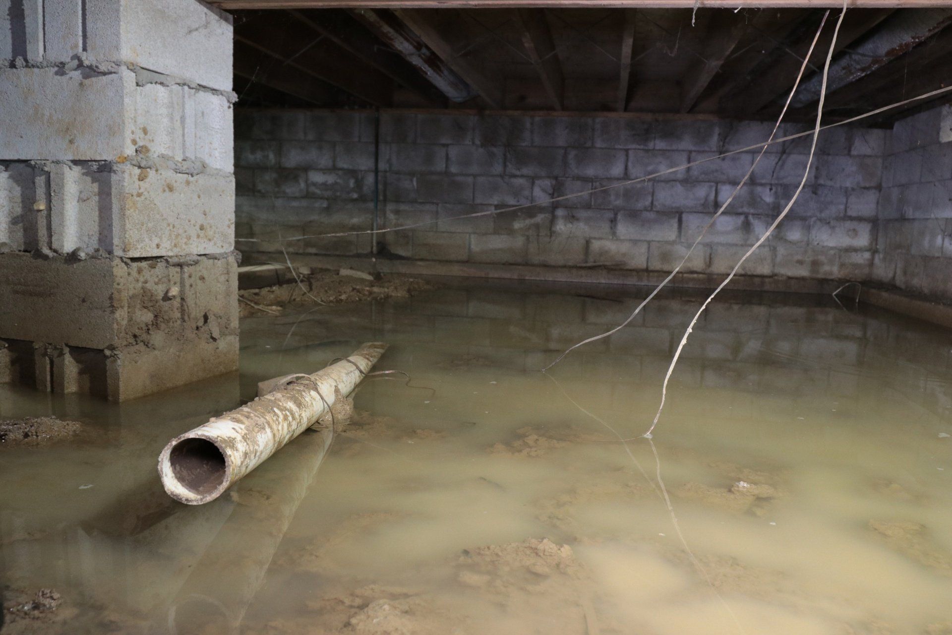 Water in kruipruimte