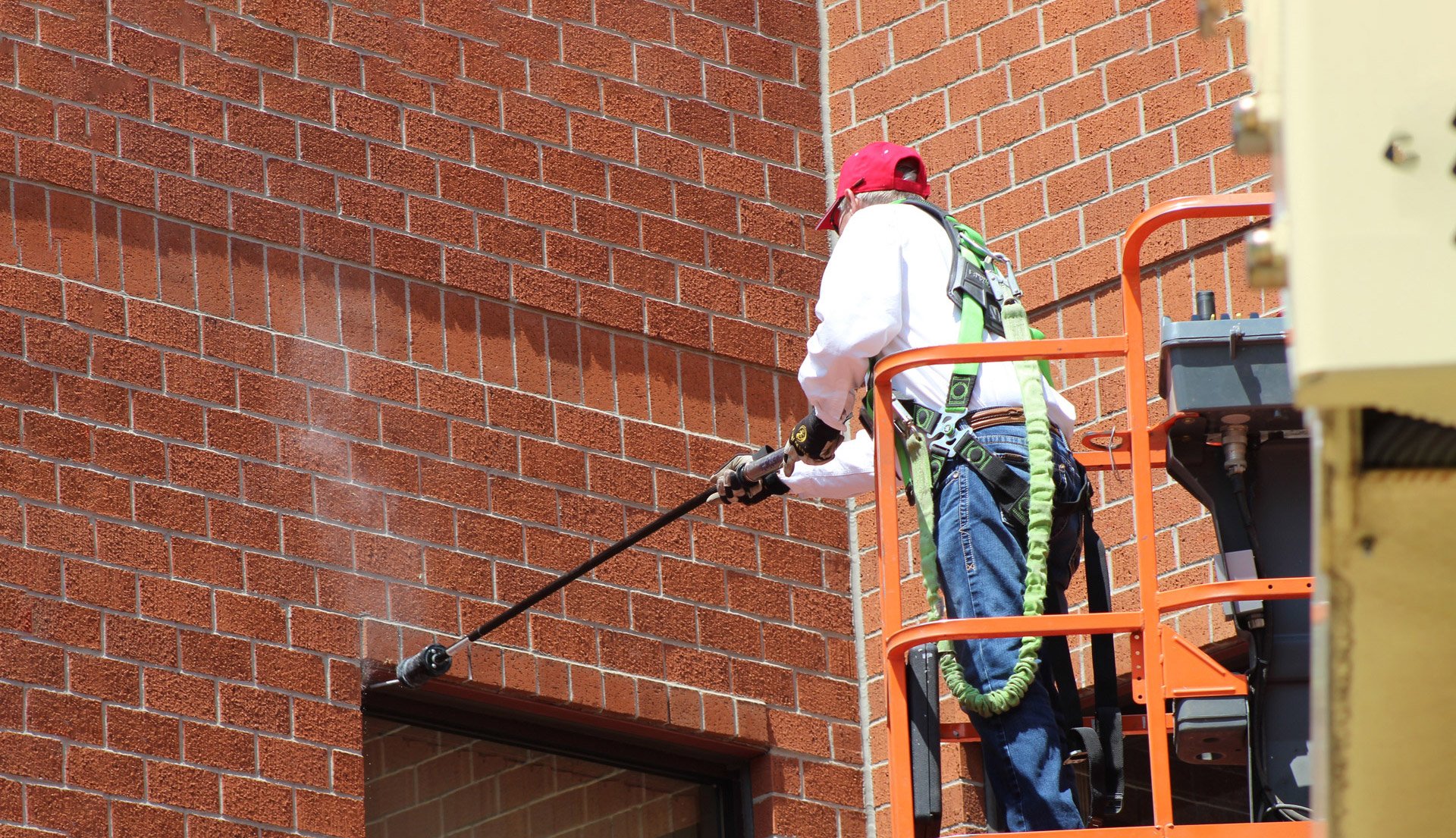 Pest Control Fargo, ND Moorhead Detroit Lakes, MN Norfolk, NE