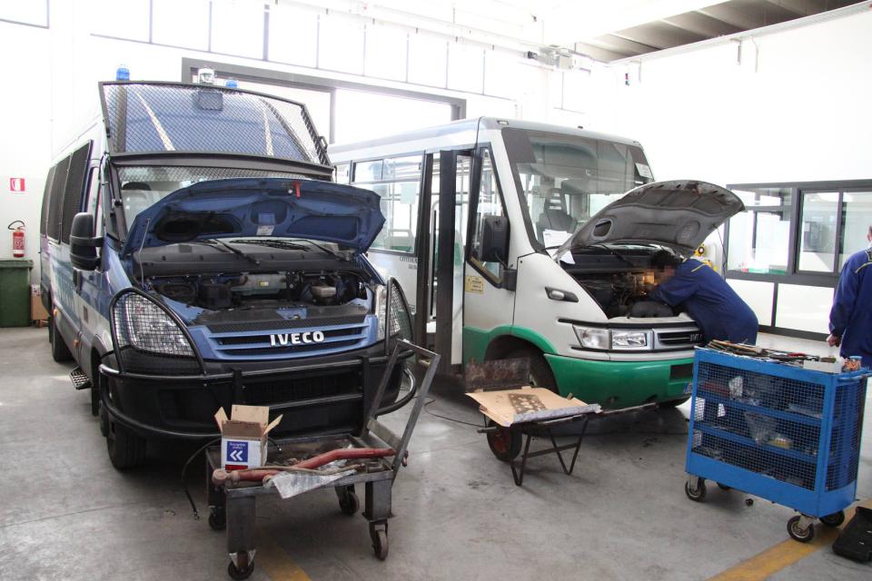 Riparazione di automezzi pesanti