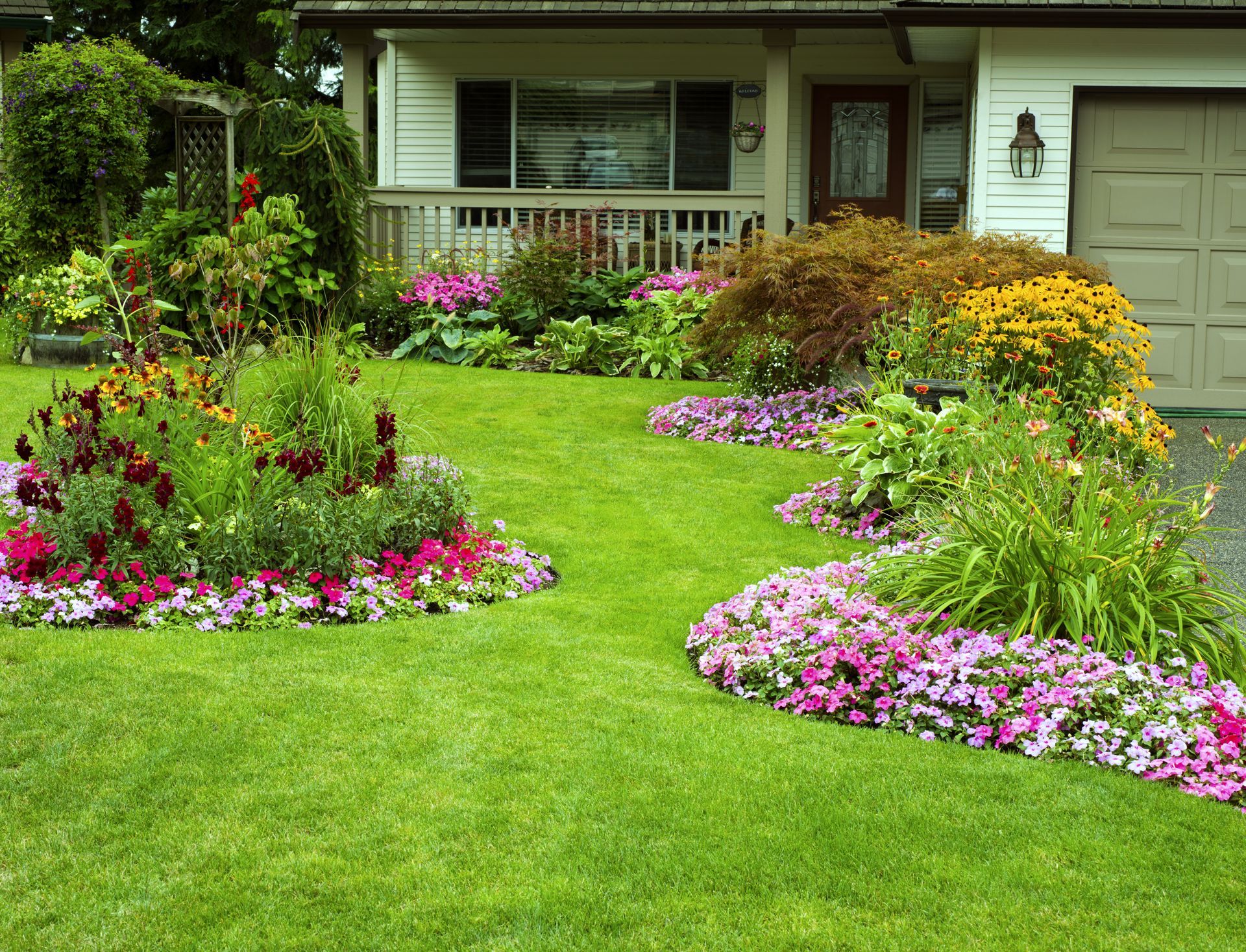 Beautiful House Lawn