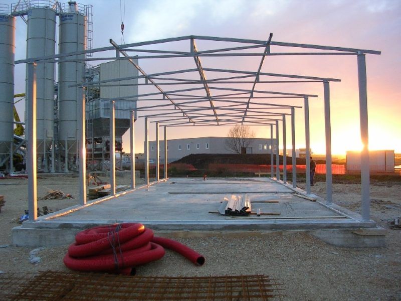 Capannone in costruzione