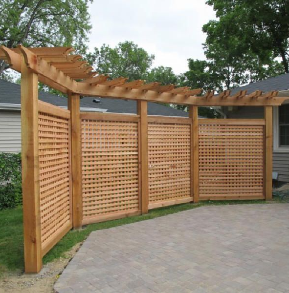 Privacy screen pergola