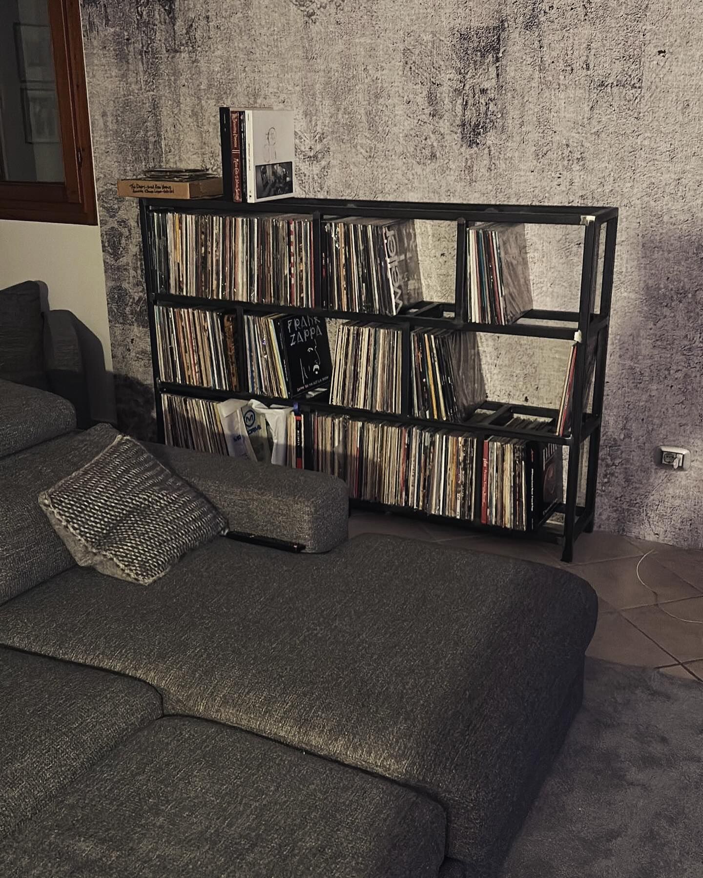 libreria metallica