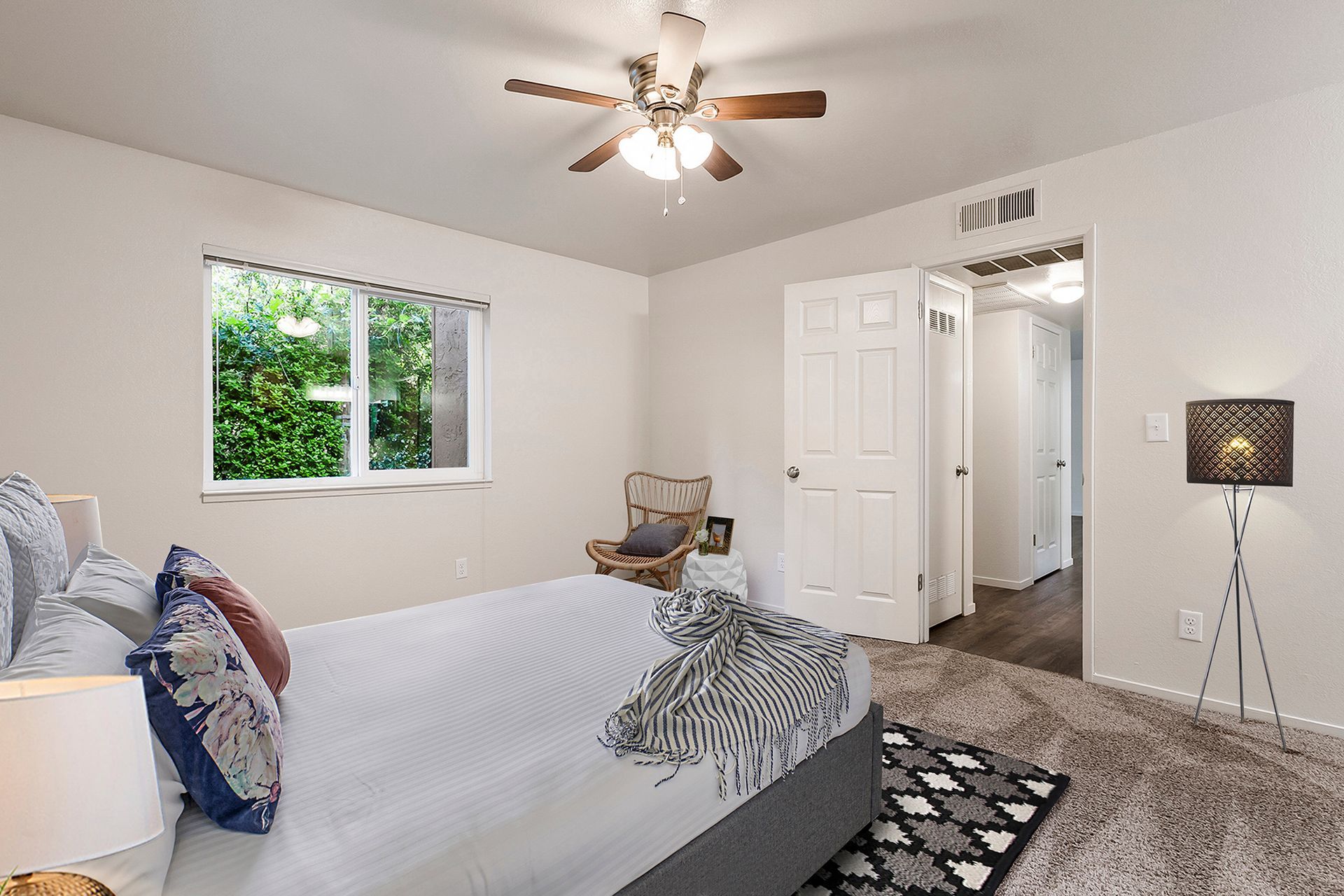 Pine Tree Apartments Bedroom 2