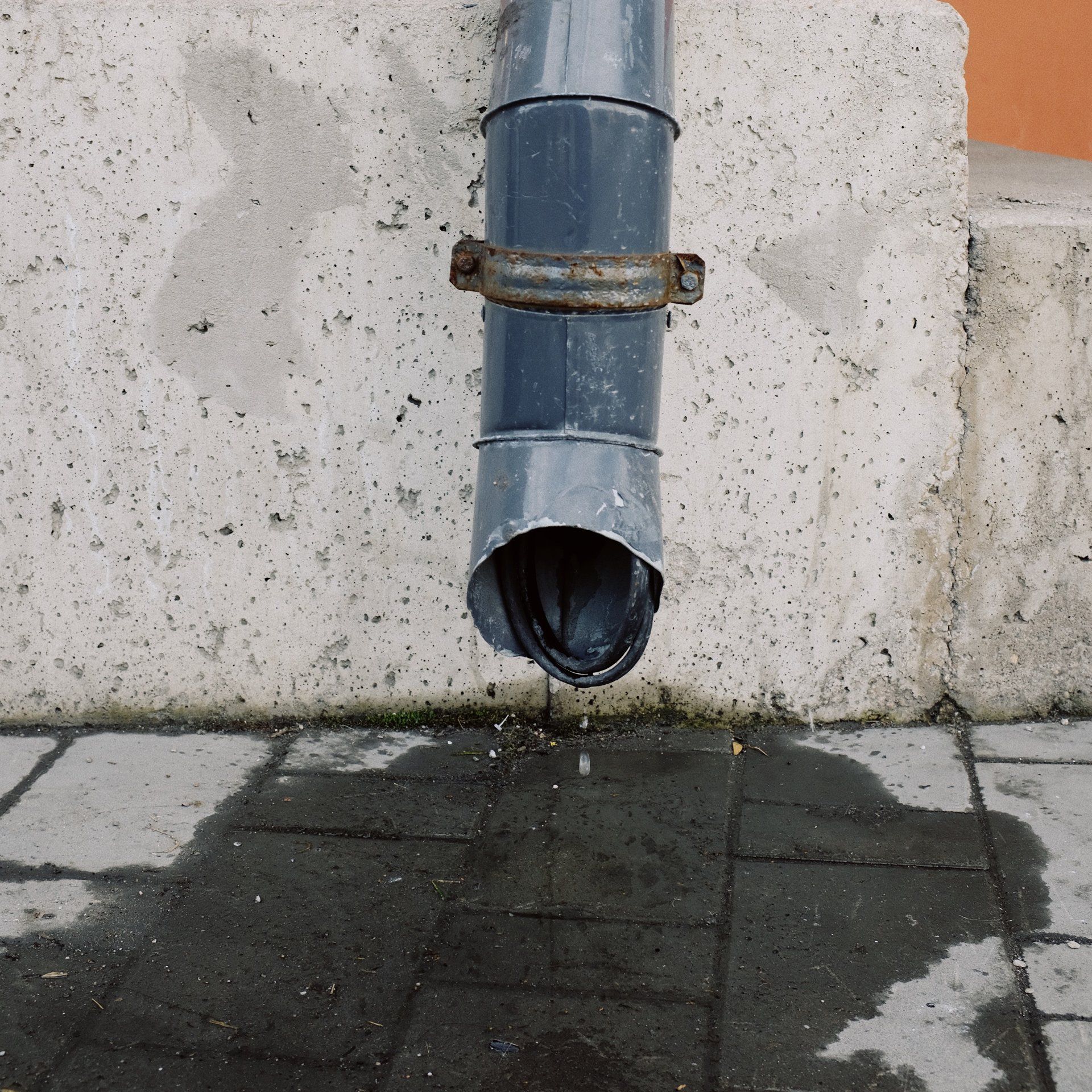 pipe with water dripping