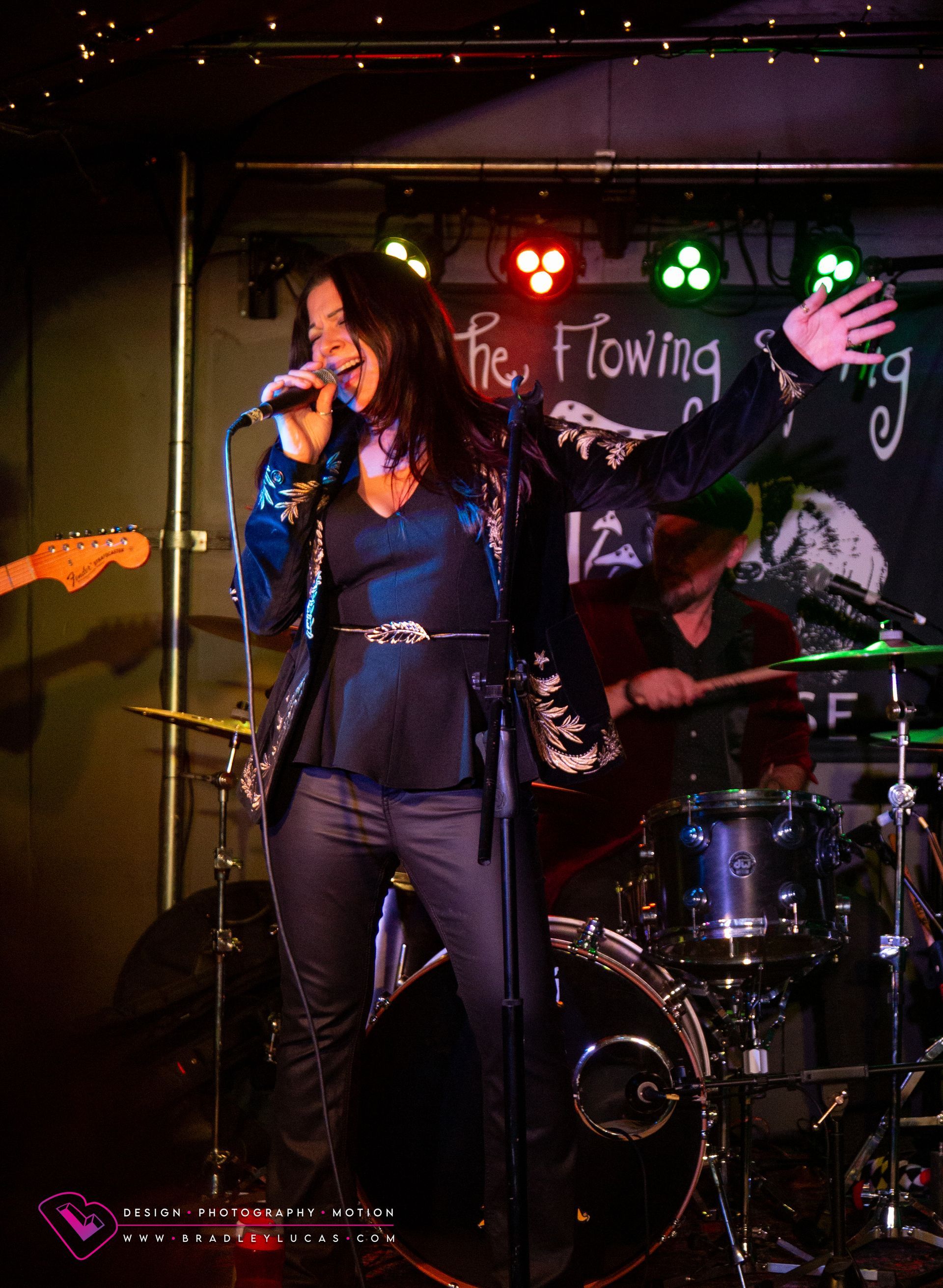Selina and the Howlin' Dogs at The Flowing Spring