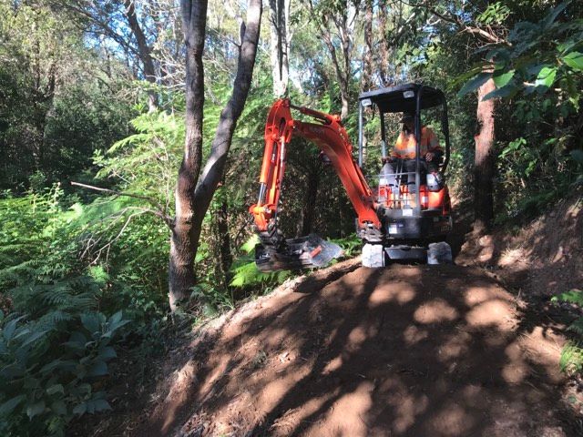High End Design in Port Macquarie, tel 0400 444 247
