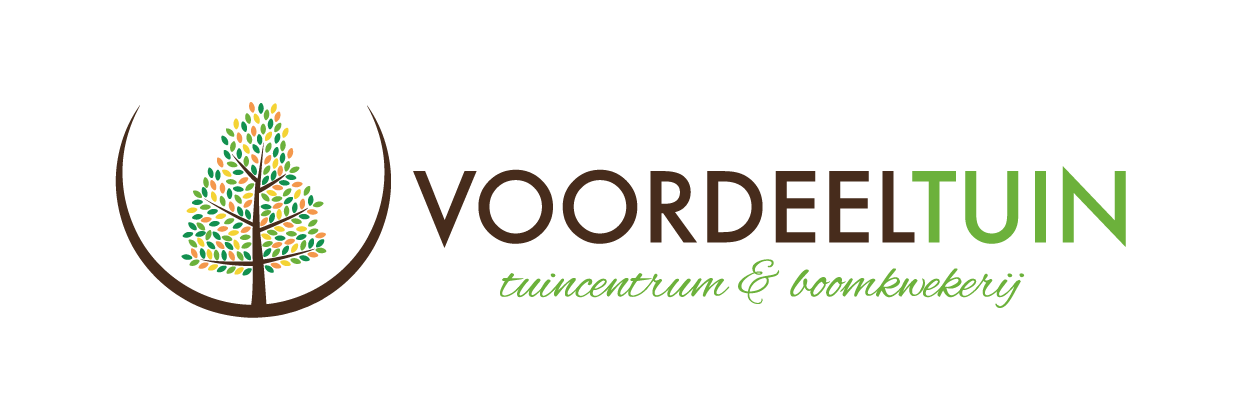 Logo met een boom in een bruine halve cirkel. 