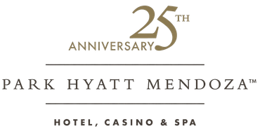 Logotipo del 25 aniversario del Park Hyatt Mendoza con el texto “Hotel, Casino & Spa”.
