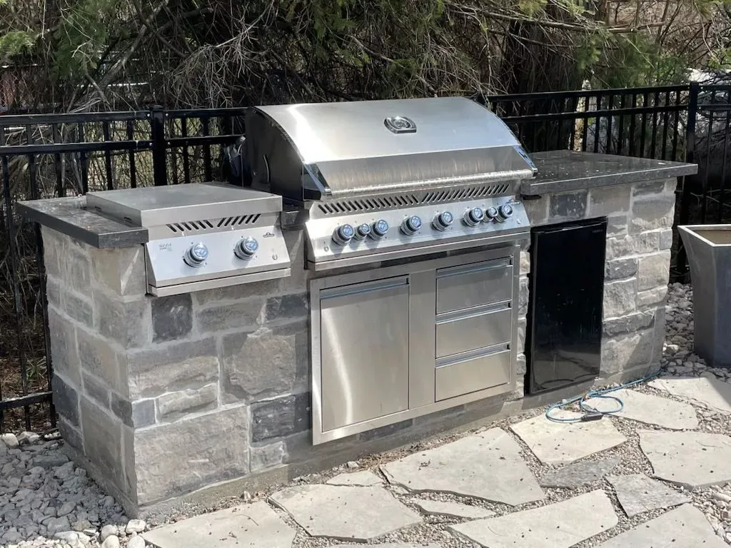 outdoor kitchen contractor near me, stone bbq installer near me, outdoor bbq installer milton on