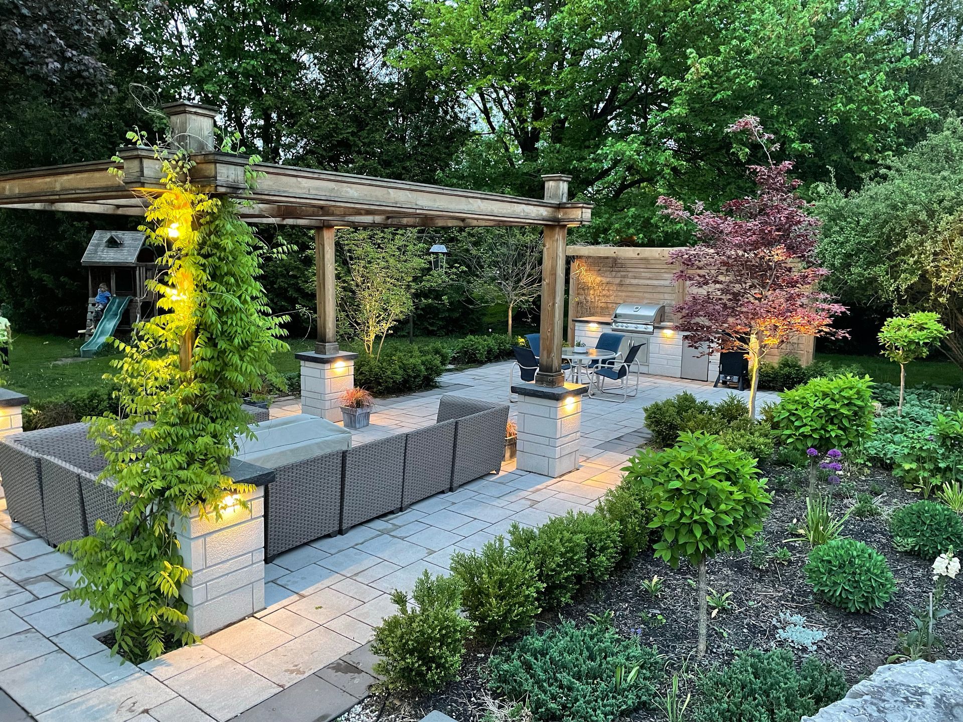 pergola installation hamilton ontario, pergola installer near me, pergola installation company hamilton