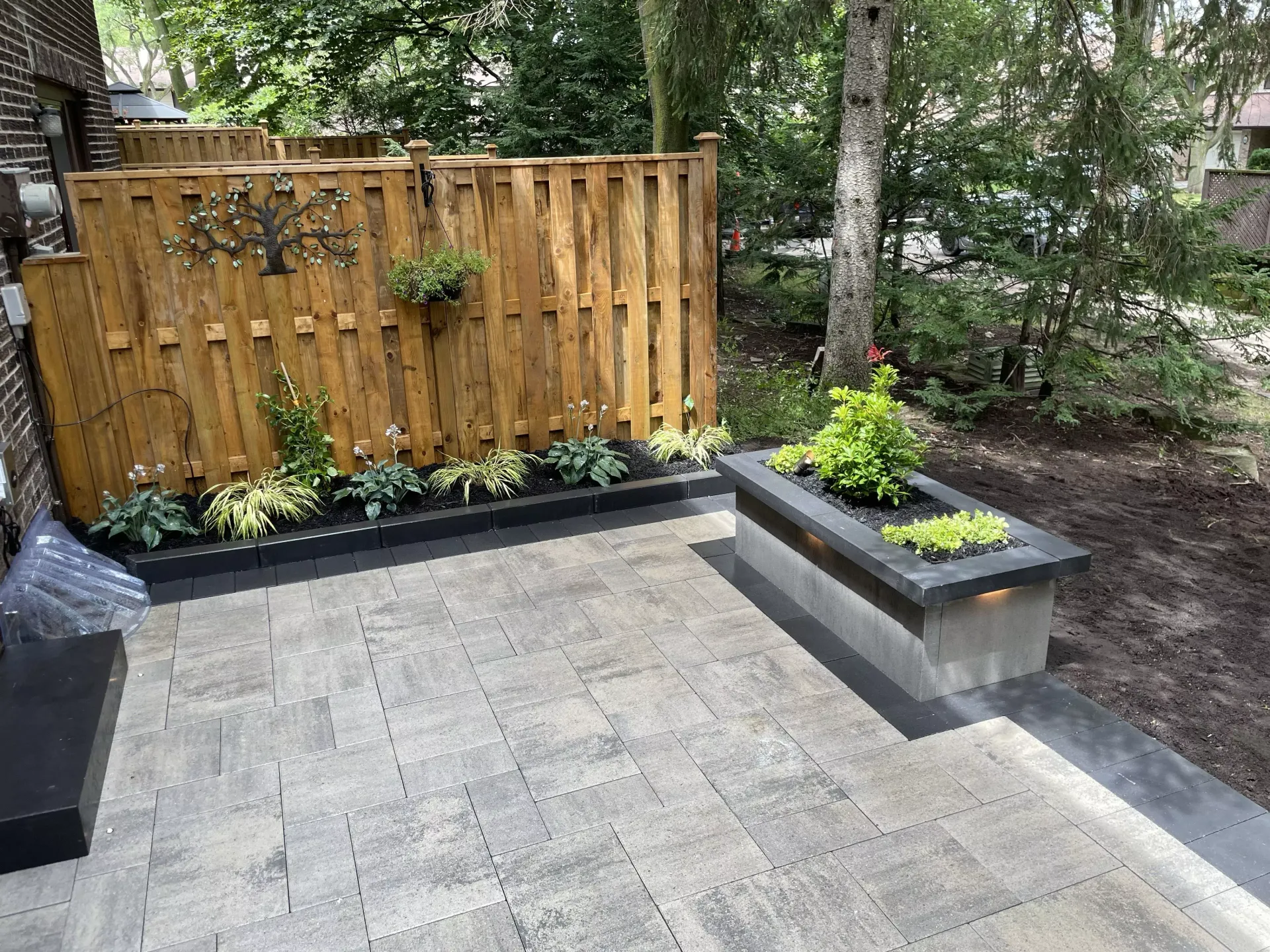 fence installation company milton, fence repair milton ontario, fencing company milton on