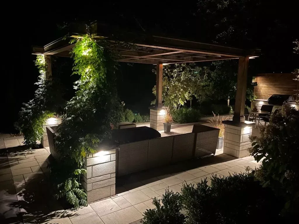 outdoor led lighting near me, landscape lighting company near me, outdoor led lighting milton on