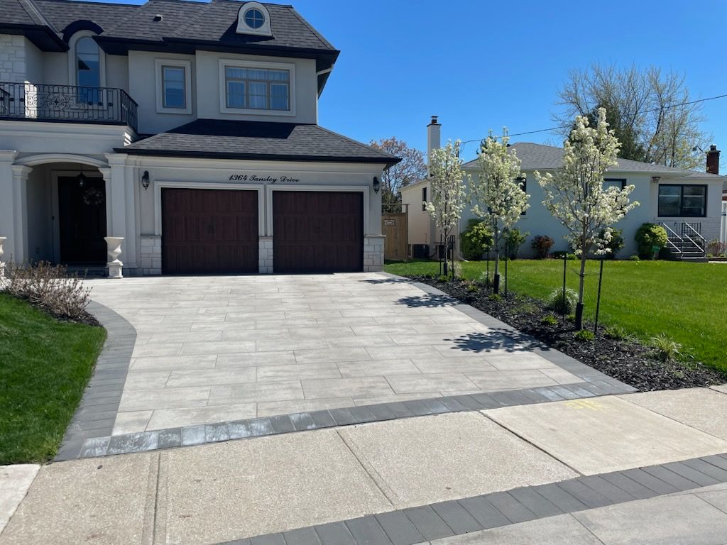 driveway contractors near me, concrete driveway contractor near me, driveway contractor burlington on