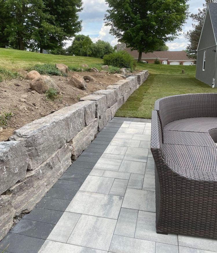armourstone retaining wall, retaining wall installation near me, retaining wall company hamilton on