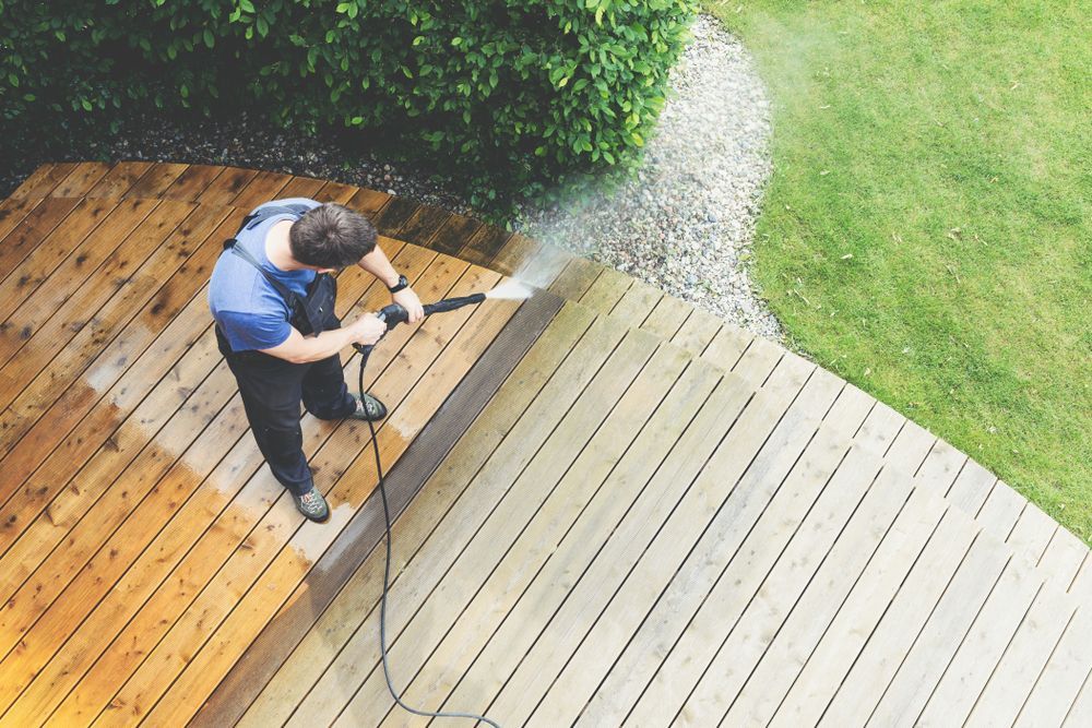Deck or Patio pressure wash cleaning Maple Valley, WA Deck or Patio pressure wash cleaning Maple Valley, WA