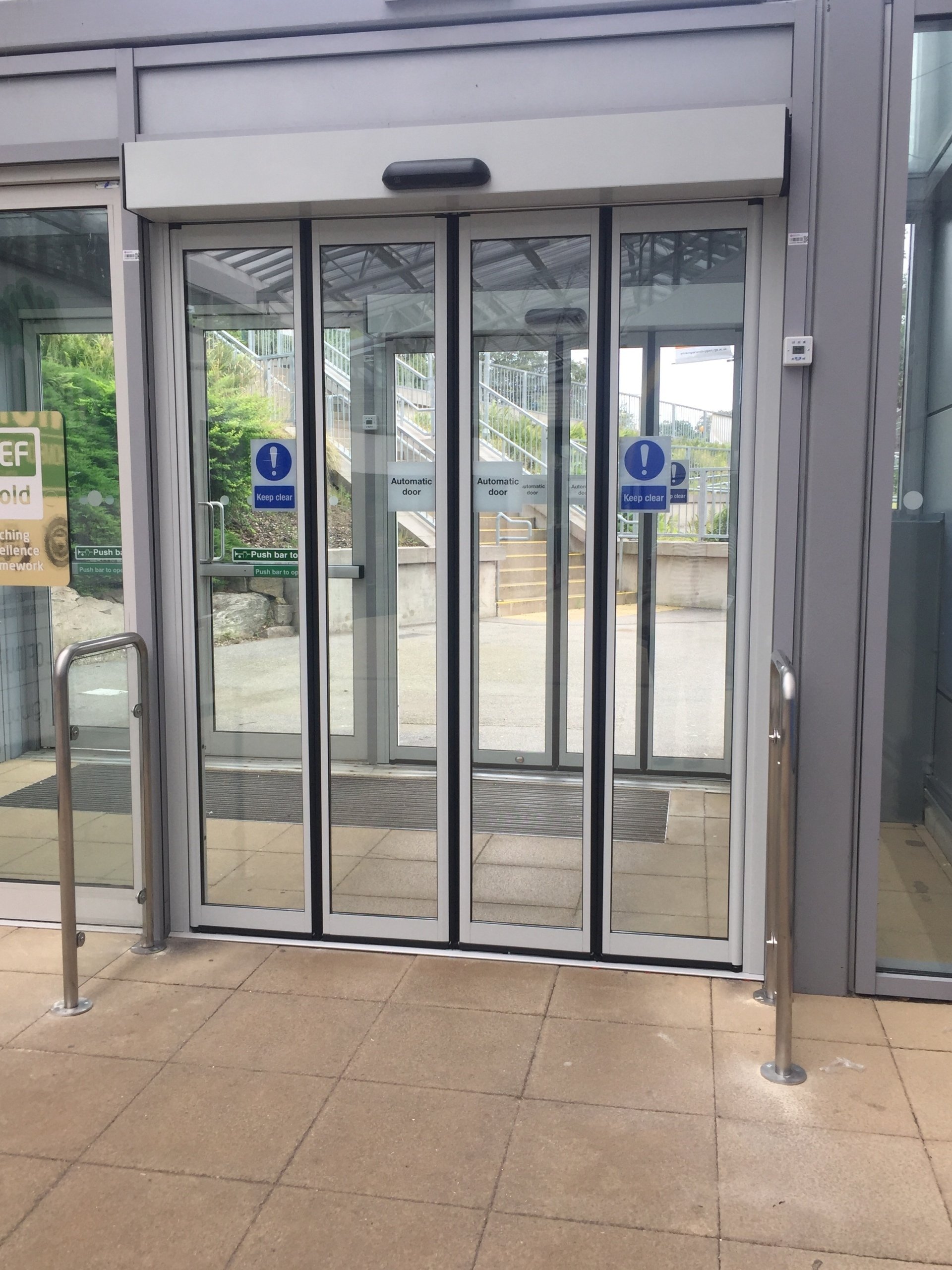 Automatic Aluminium Doors Glasgow Shopfronts Scotland Ltd