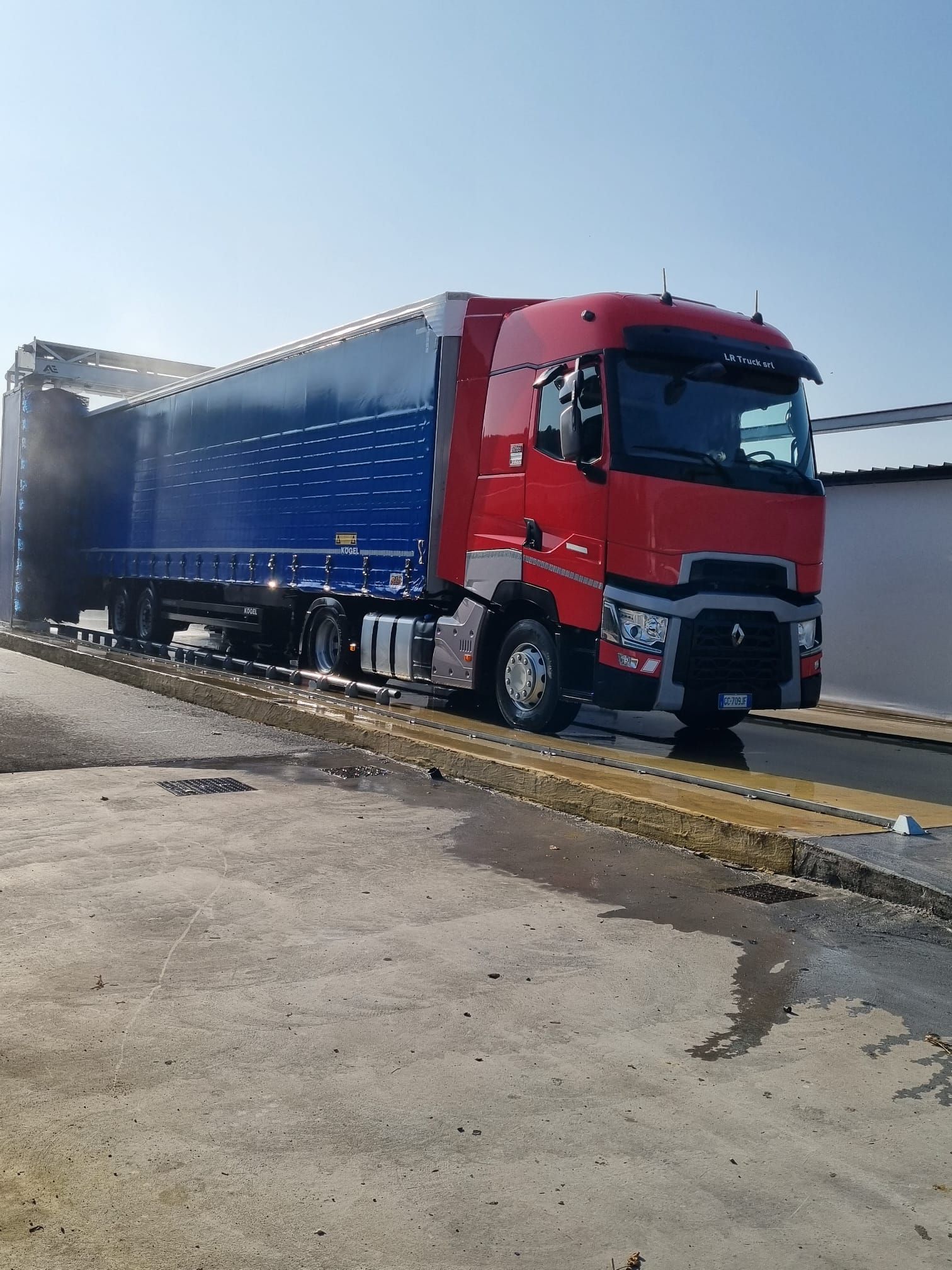 lavaggio camion