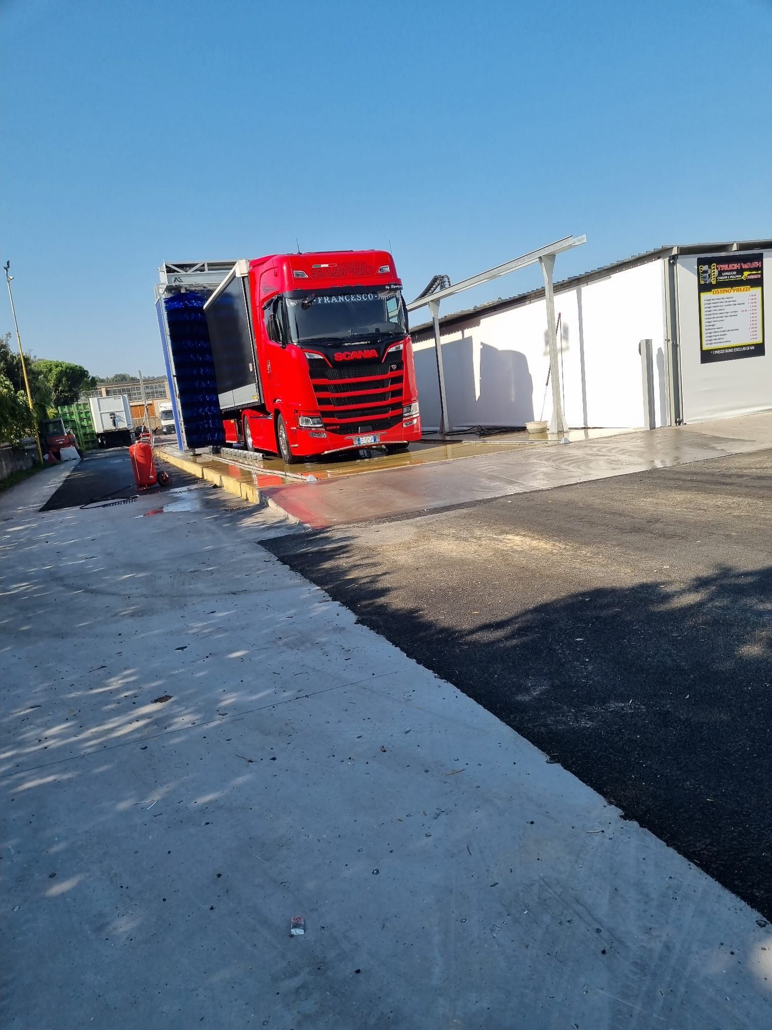 lavaggio camion