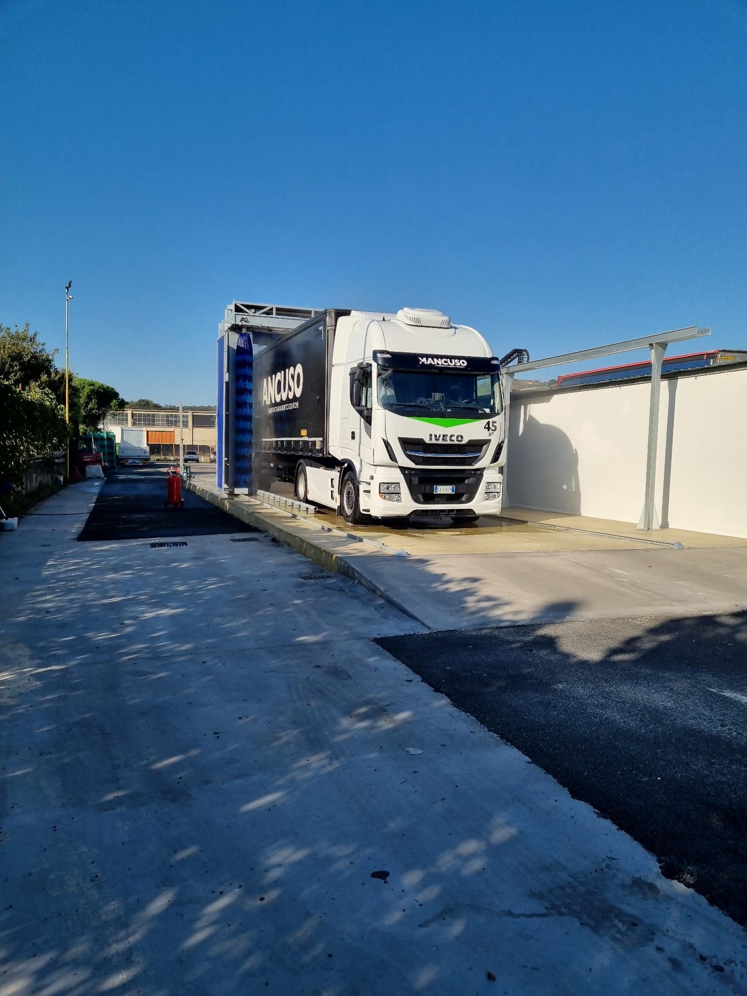 lavaggio camion