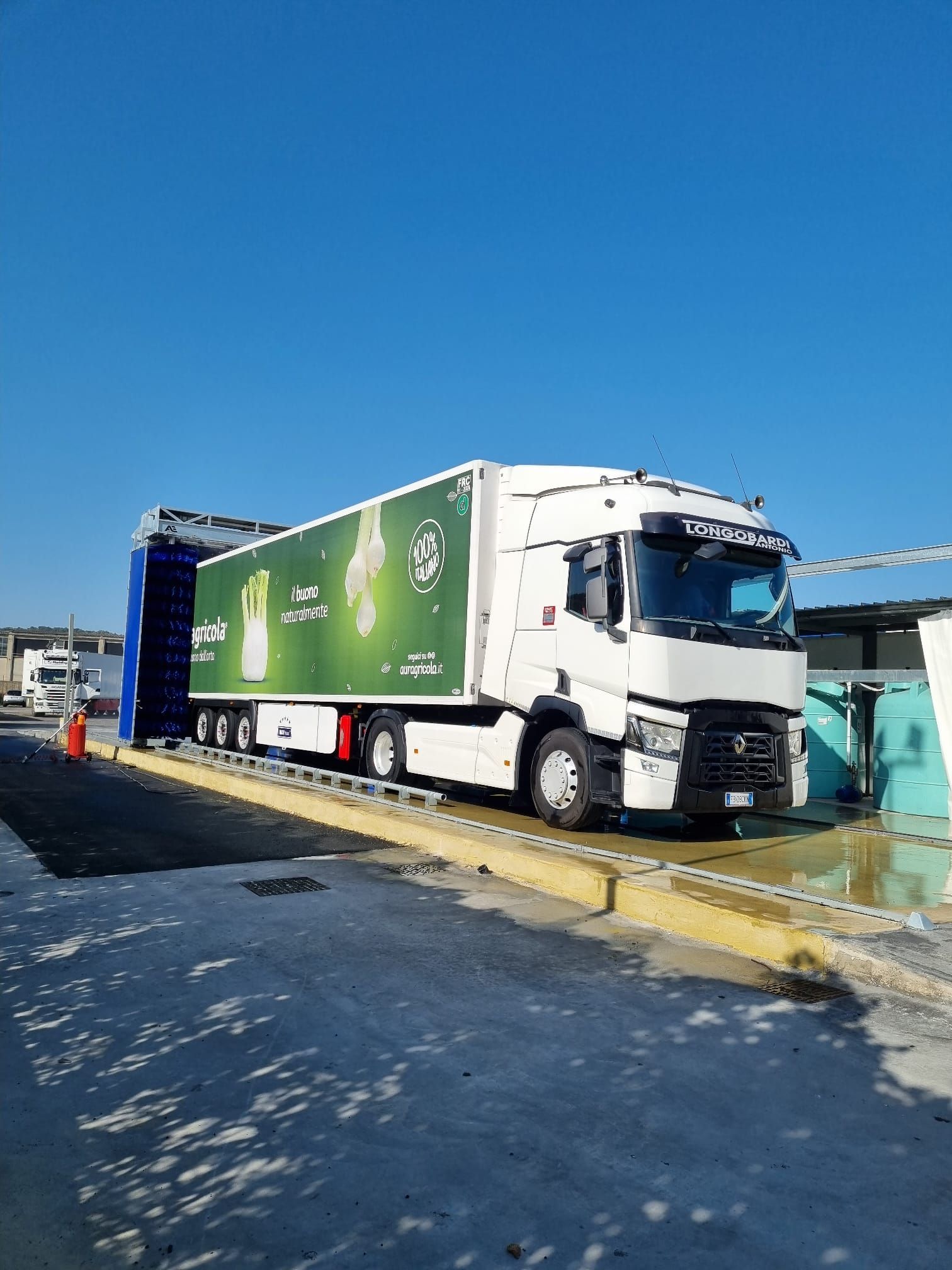 lavaggio camion
