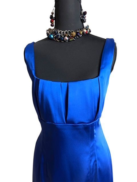 081. Elegant Calvin Klein Satin Dress (Size 6)