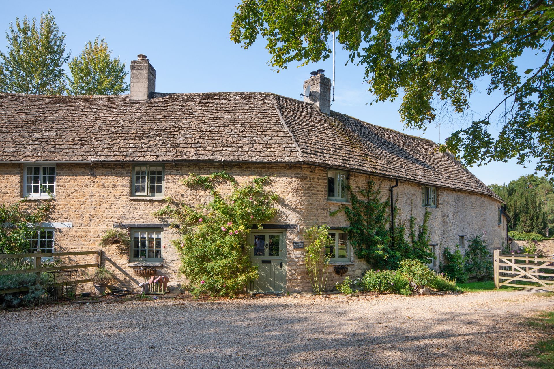 Ramblers Cottage exterior