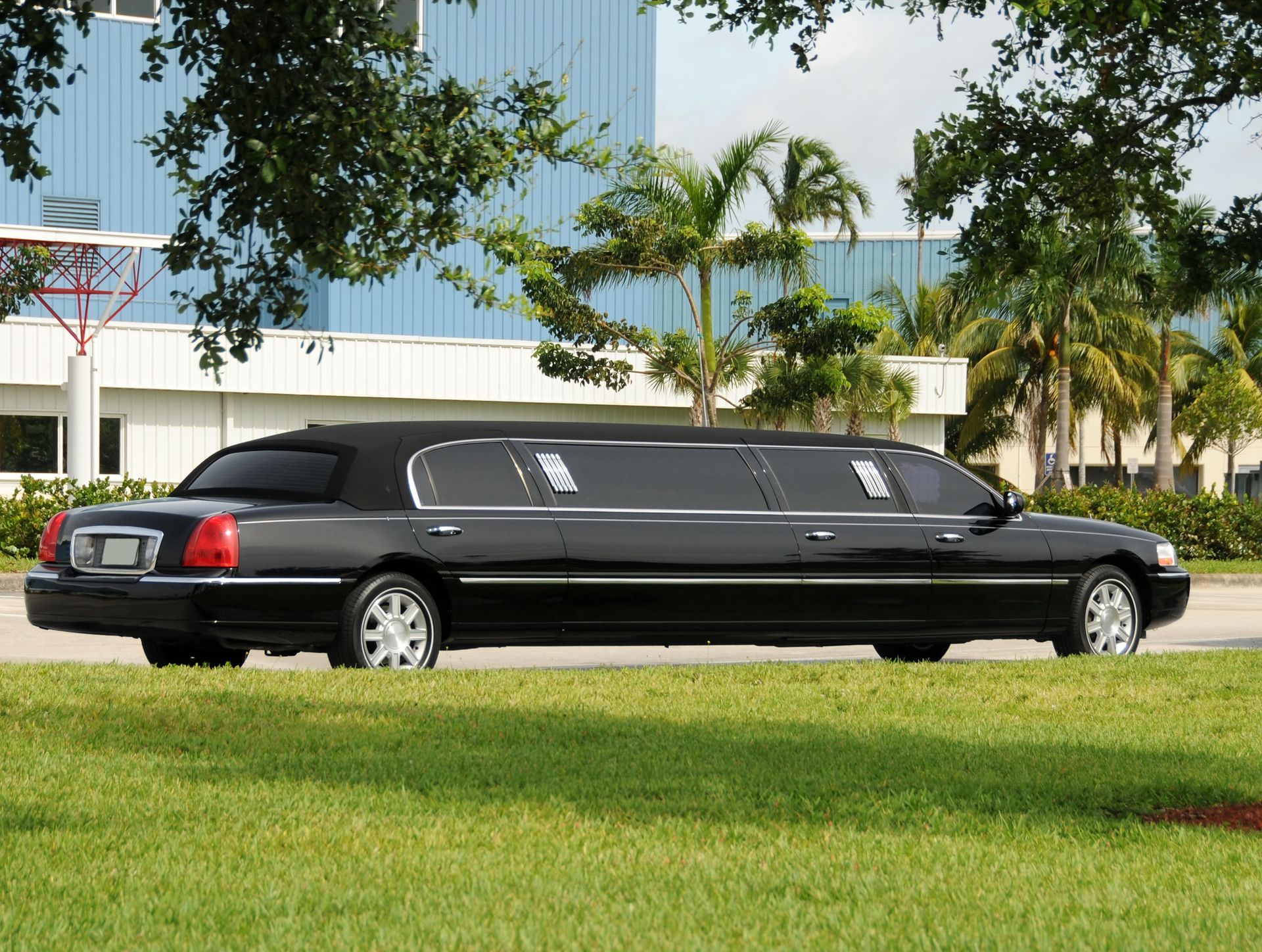 Merced limousine transportation