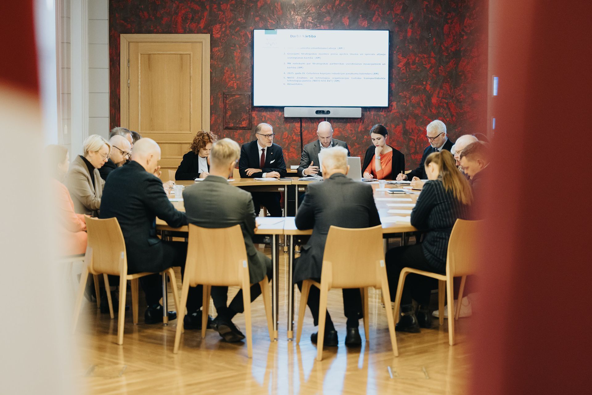Aizsardzības industrijas konsultatīvās padomes piektā sēde.
Foto: Armīns Janiks (Aizsardzības ministrija)