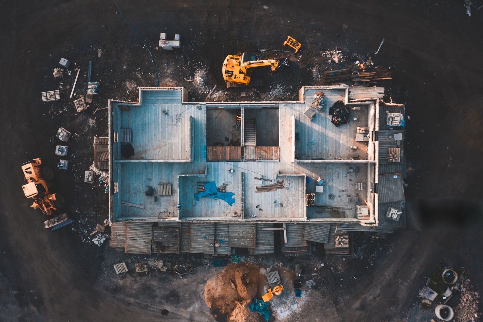 Construction site with blind spots