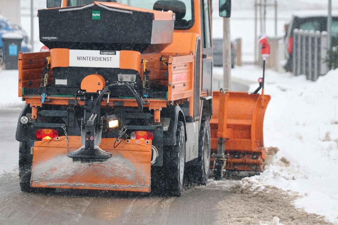Gebäudereinigung
Reinigung
Hotelreinigung
Desinfektion
sauber machen
Winterdienst
Unterhaltsreinigung
Gartenarbeit