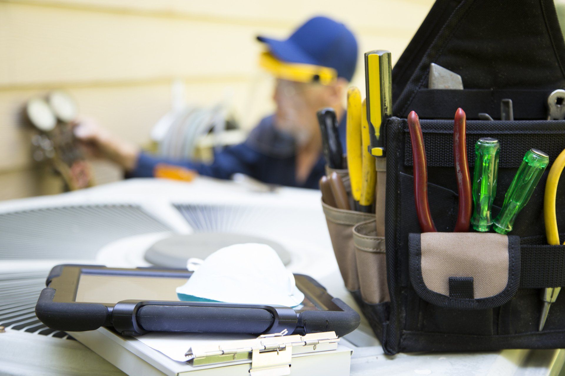 Worker Tools - Savannah, GA - T.M.T Service Repairs Worker Tools - Savannah, GA - T.M.T Service Repairs