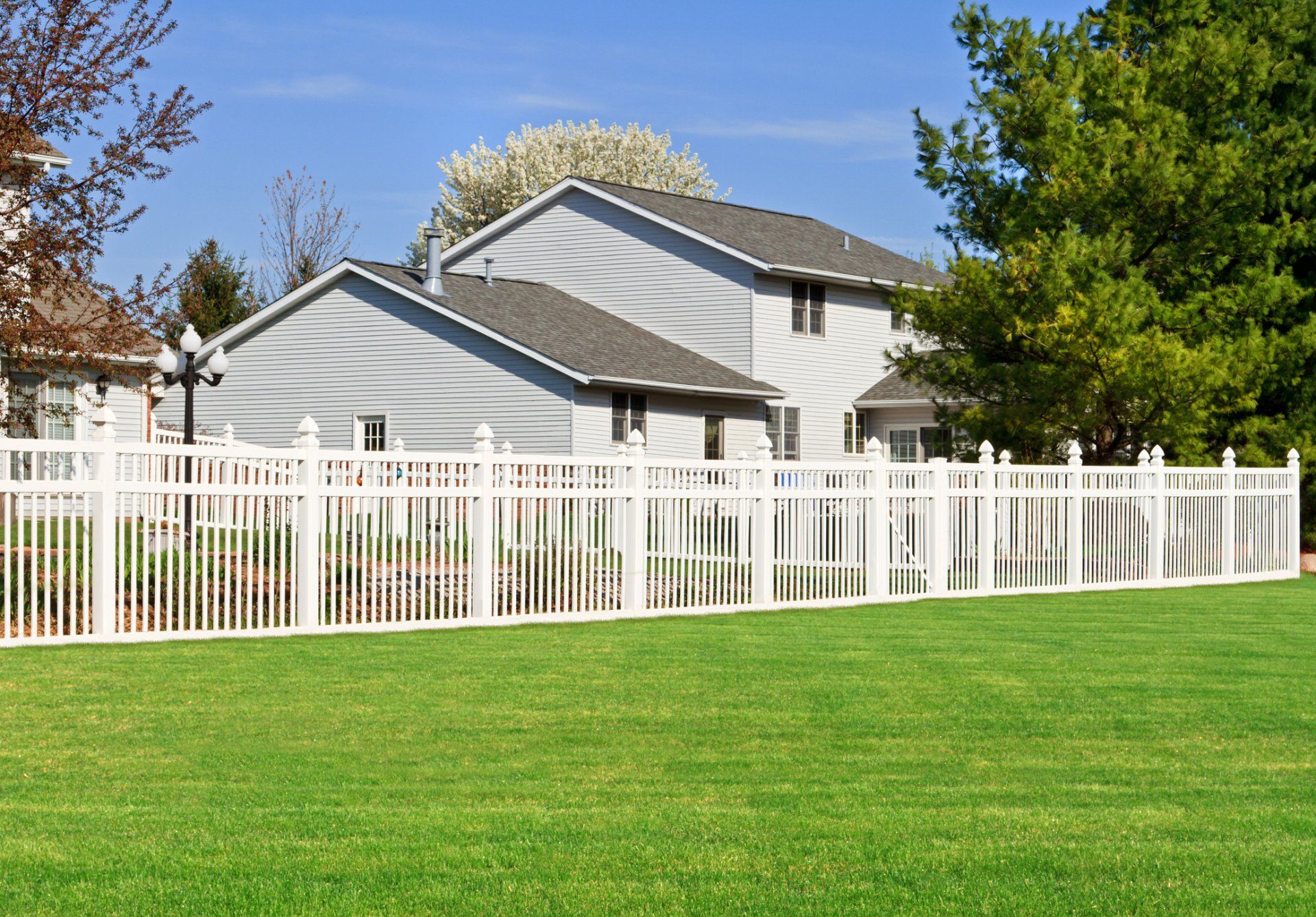 House With Wooden Fence - Johnson City, TN - Rio Grande Fence Co