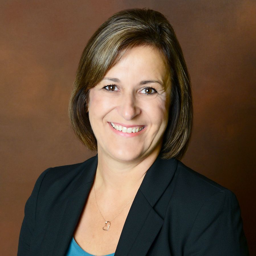 Headshot of Jodi Ricklefs
