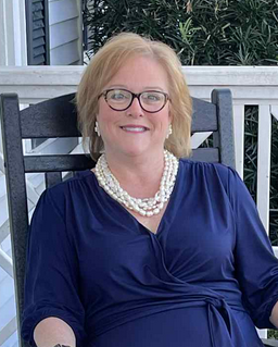 Lisa Hays