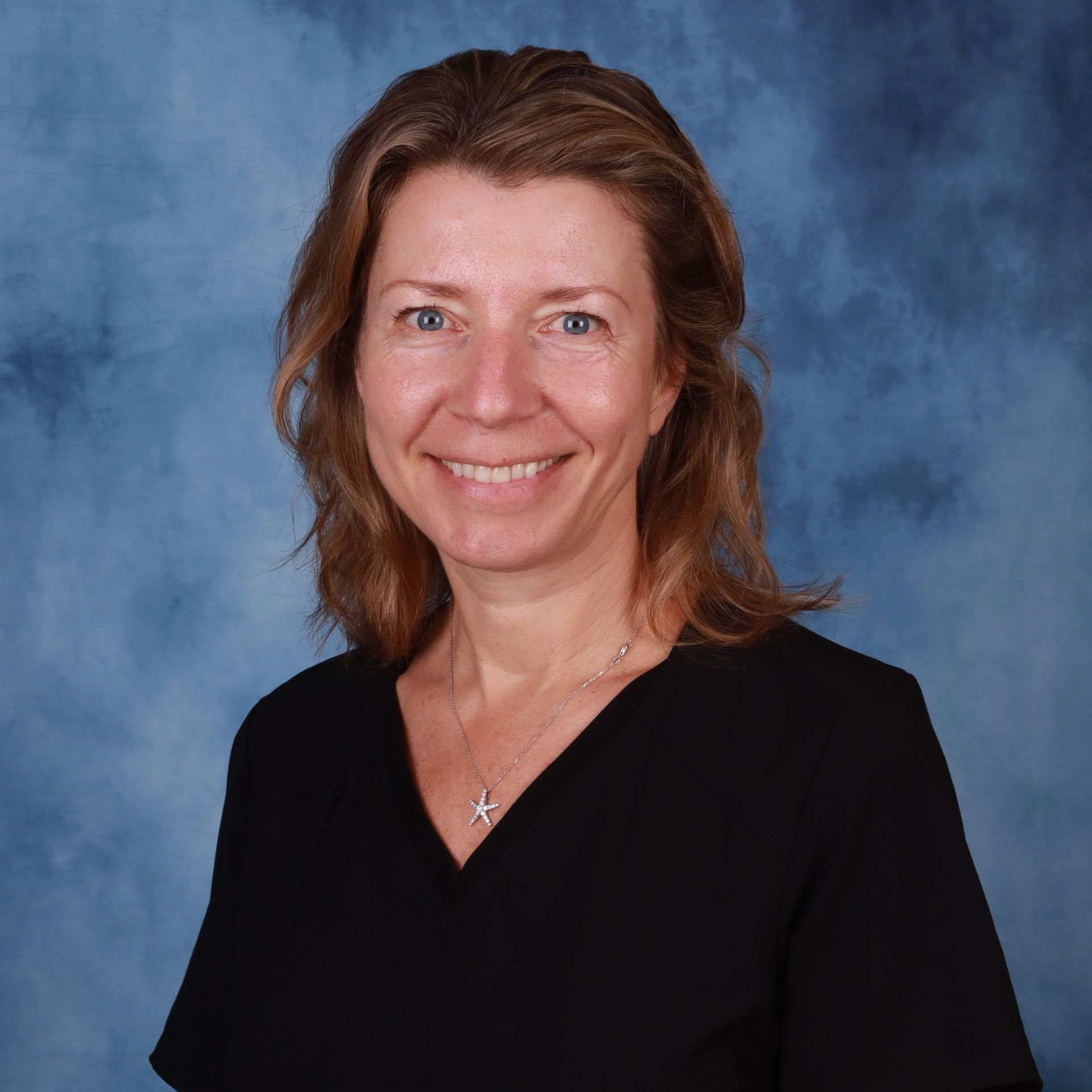 Dr. Natalia Finn smiling | Endodontist in Escondido CA 92026 | root canal therapy