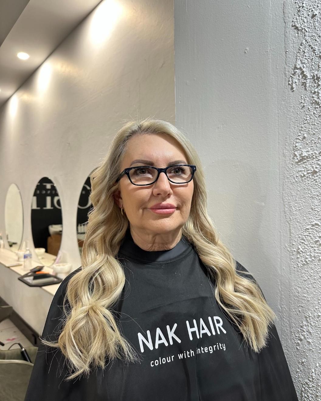 blonde-specialist-in-toowoomba-losh-hair-lounge