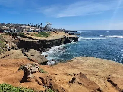 HWH San Diego Hard Money Lender - Real Estate connects the beauty of San Diego’s coastline with the strength of local property investment.
