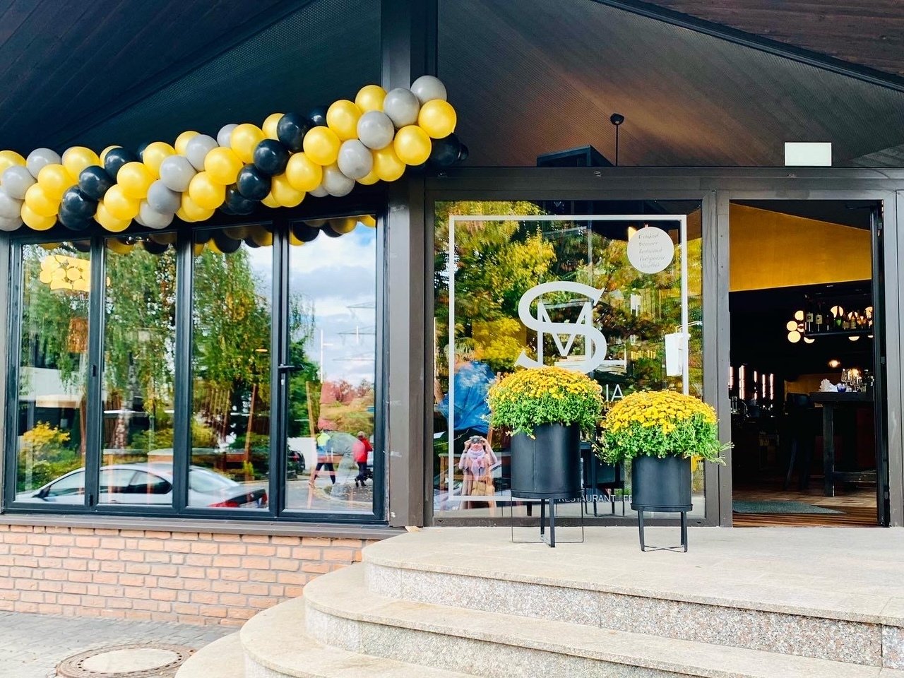 Scuderia Dortmund, Restaurant, Brasserie, Vinothek, Brasserie, Partyservice