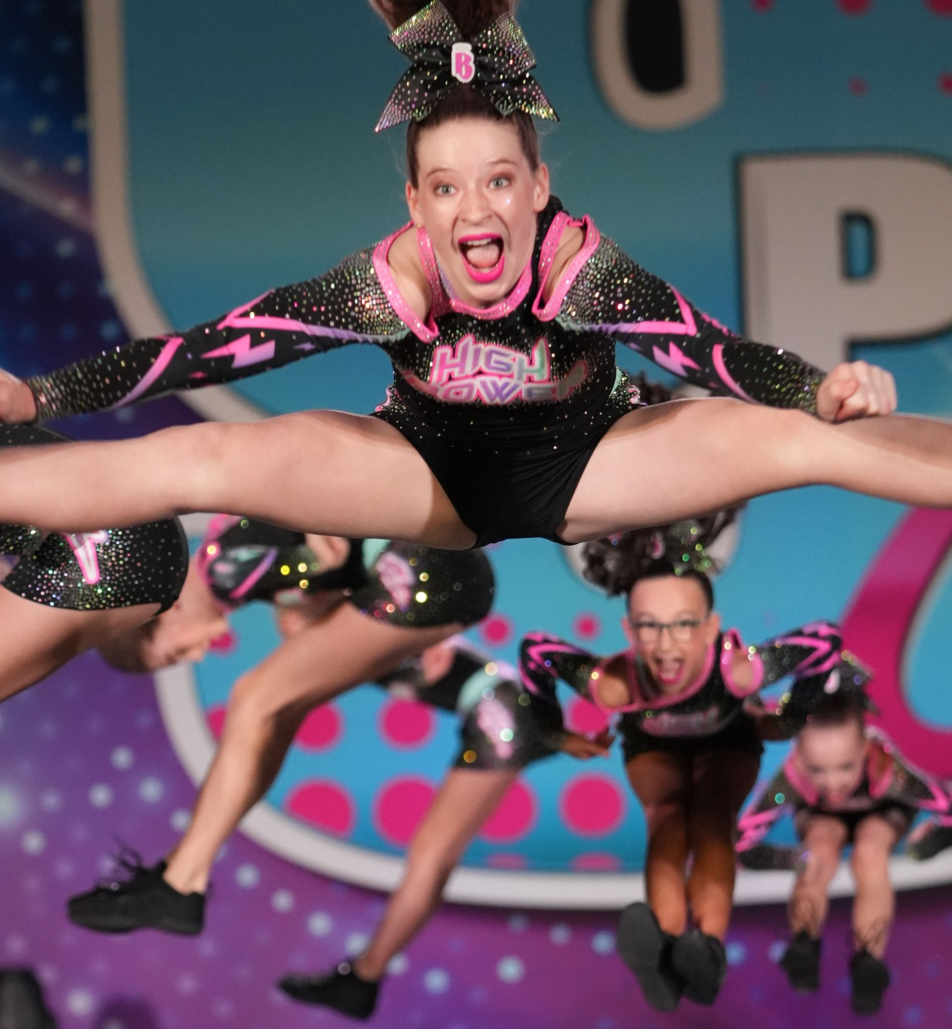 straddle jump