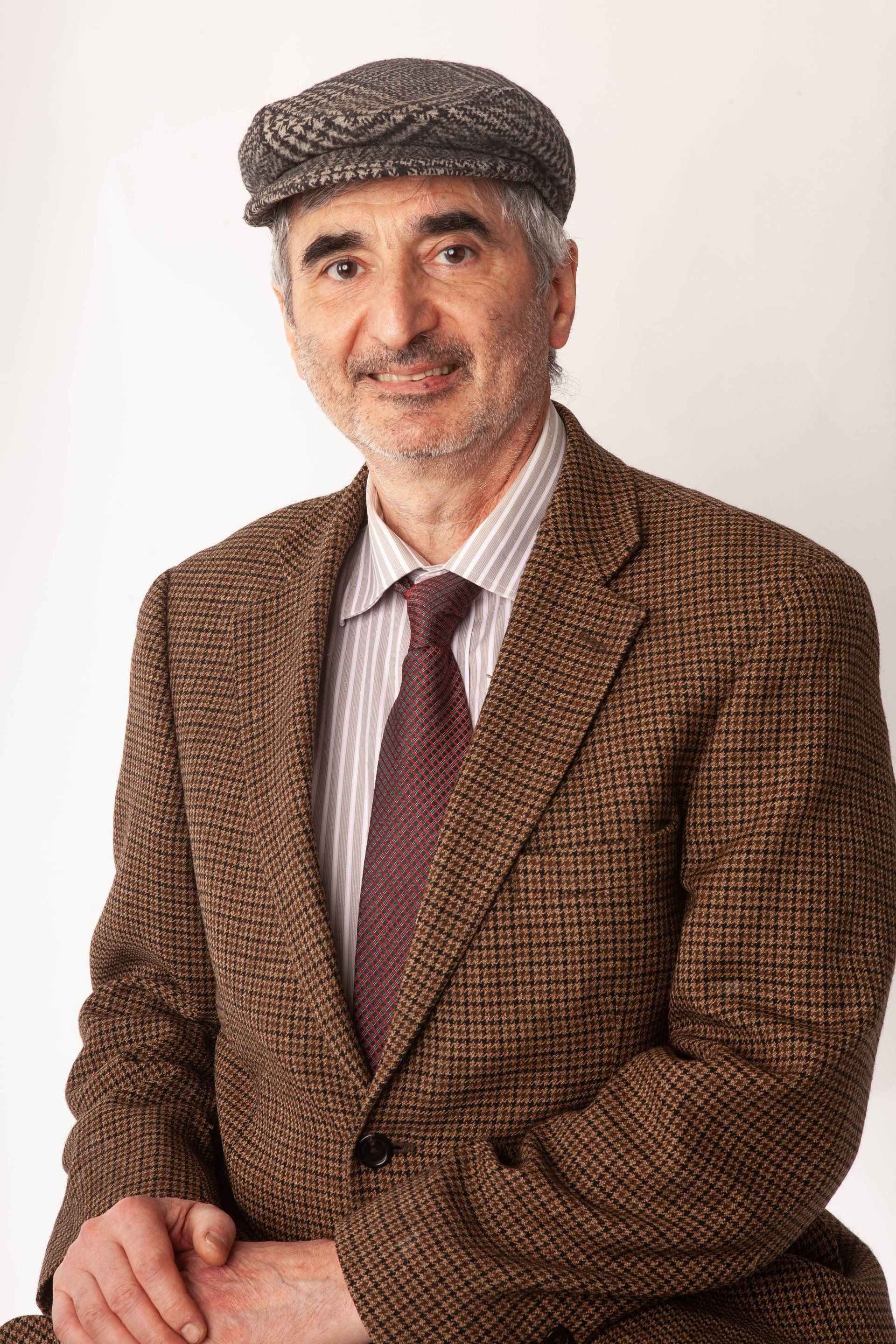 Denturist Abraham Abramov - Tukwila Dental Center