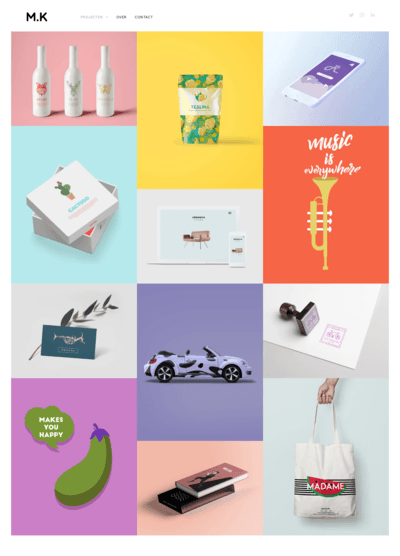 Een website toont een verscheidenheid aan afbeeldingen, waaronder een aubergine, een auto en een trompet