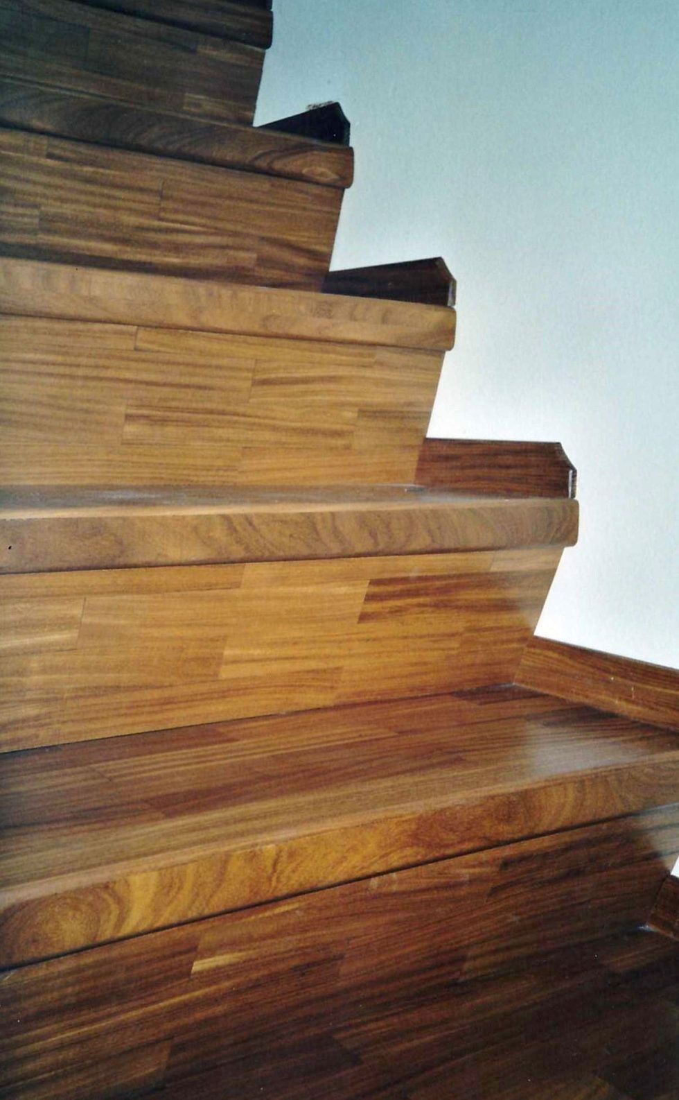 scale in legno