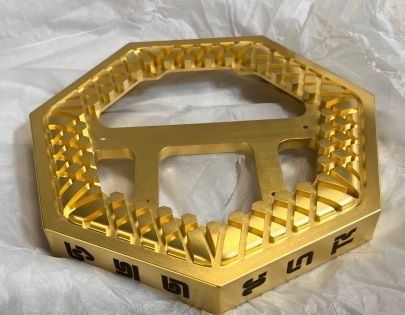 Gold-finished octagonal lattice part