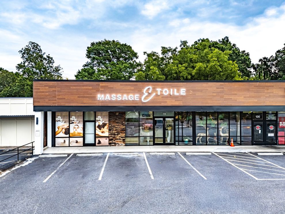 Outside of Massage Etoile Howell Mill Rd location