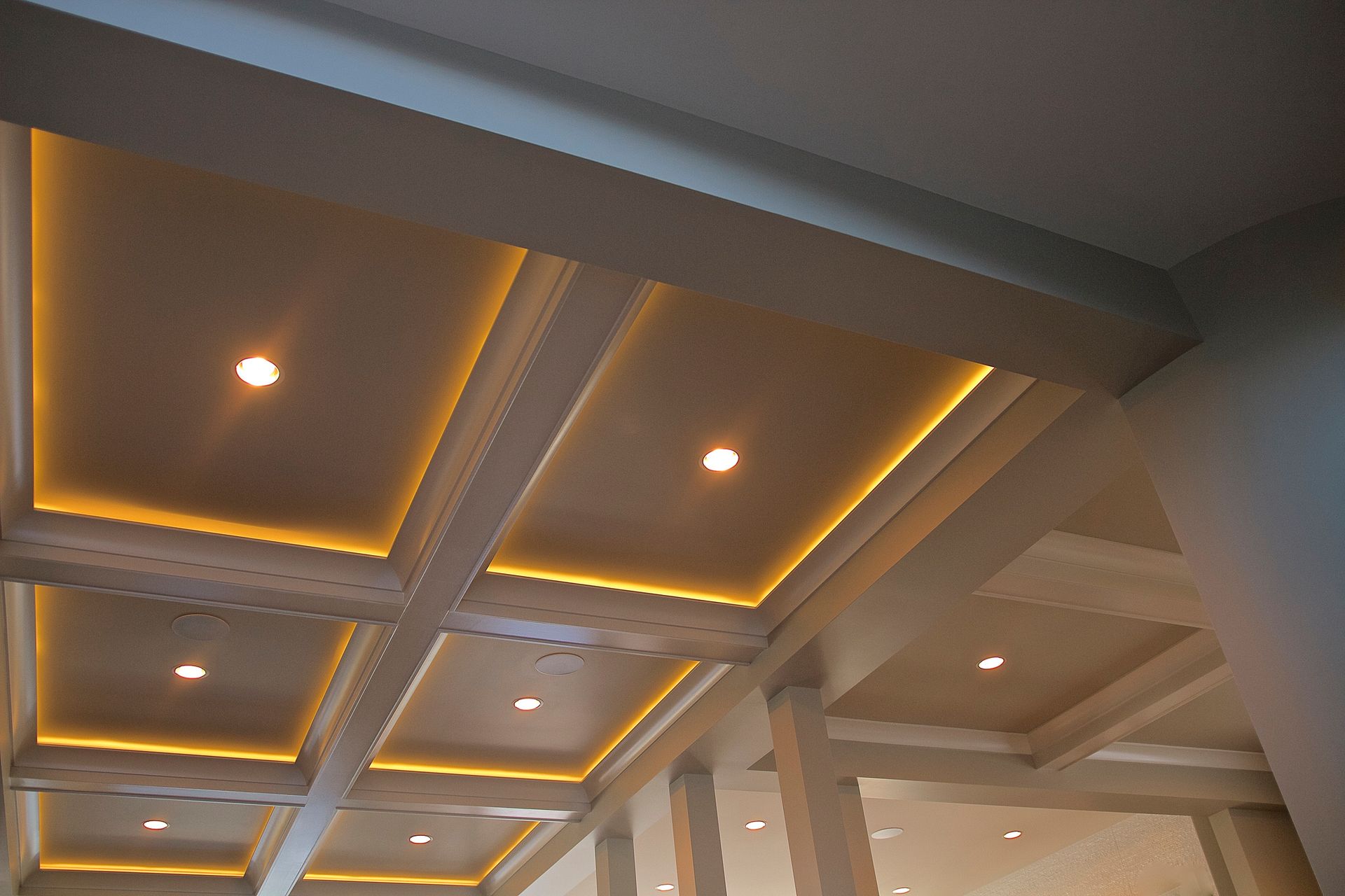 A ceiling with a lot of lights on it