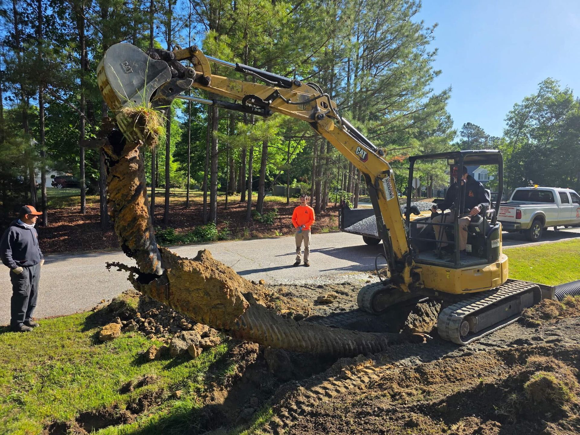 fresh mulching, edging, lawn care, landscaping, landscape designers chesterfield va