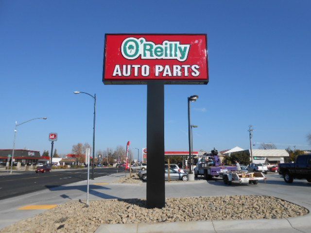 Custom Pole Sign Company - Tennessee Sign Company