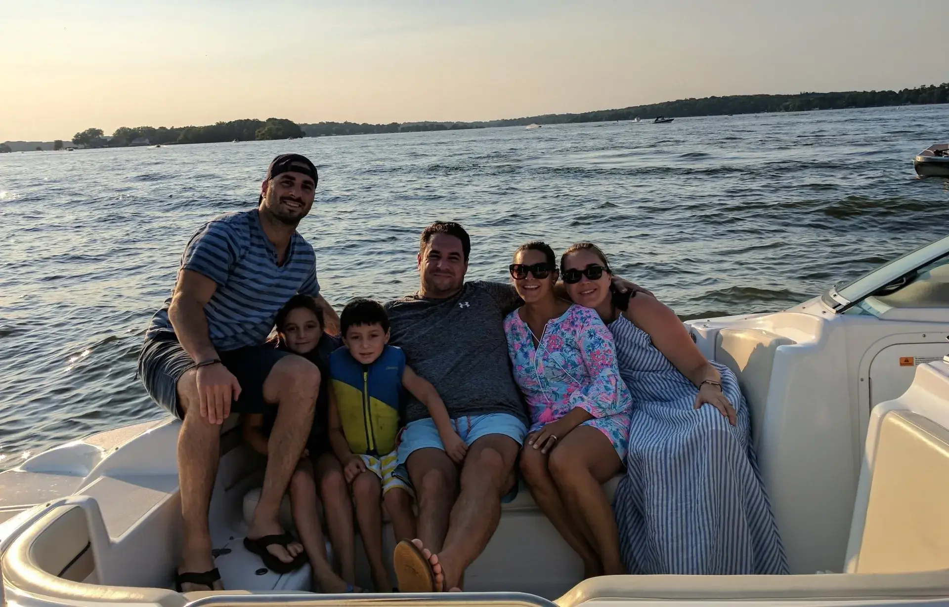 Lake Boat Club and Boat rental MN with Rockvam Boat Yards, Inc.