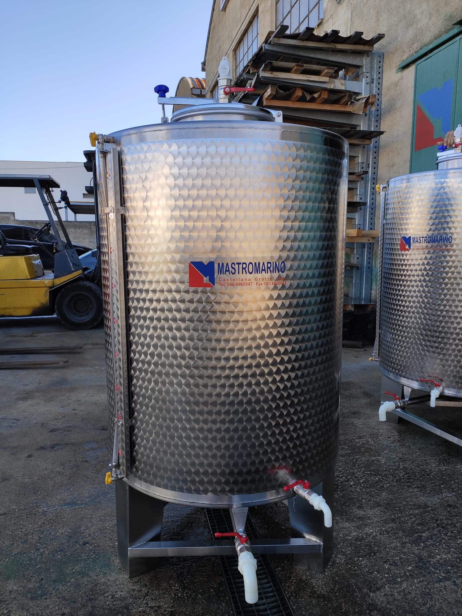 Impianti per settore oleario vinicolo